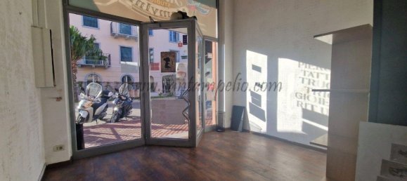 Imóvel comercial em Bordighera, Italy 50 m² N.º 313143 4