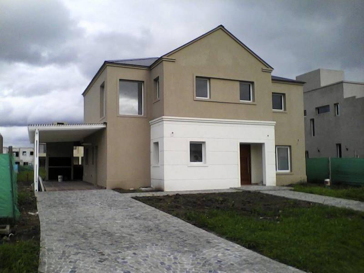 3 bedrooms House in Escobar, Argentina No. 62651