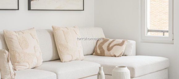 2 bedrooms Apartment in Madrid, Spain No. 122278 18