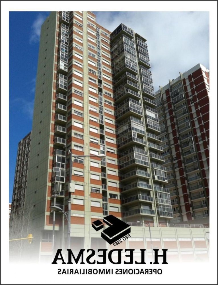 3 bedrooms Apartment in Mar del Plata, Argentina No. 65881