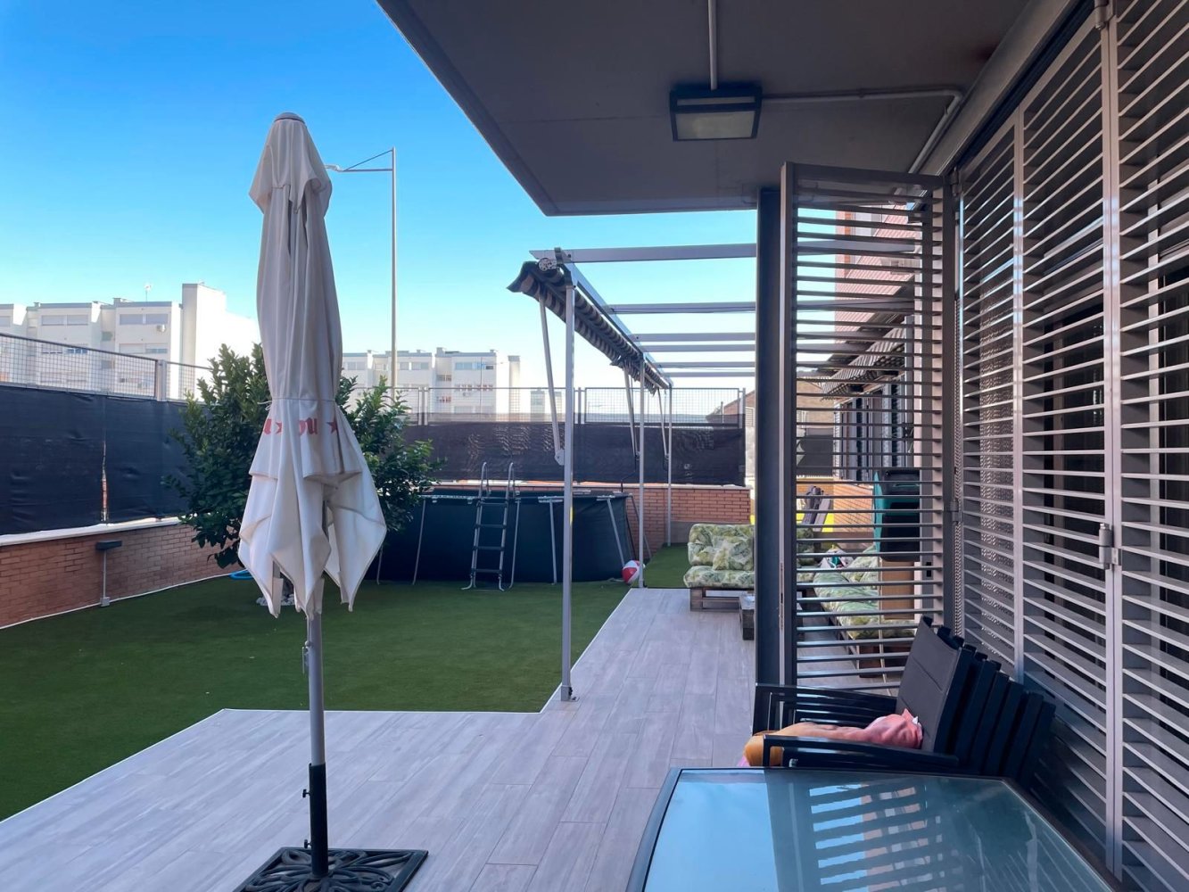 4 bedrooms Apartment in Parla, Spain No. 215025