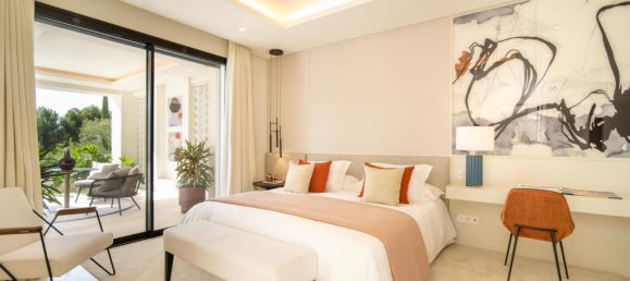 5 bedrooms Villa in Marbella, Spain No. 105524 37