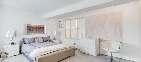 2 bedrooms Apartment in London, United Kingdom No. 5211 3