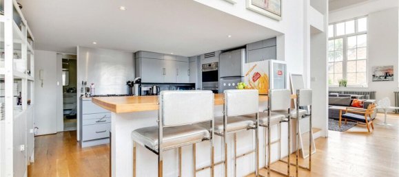 2 bedrooms Apartment in London, United Kingdom No. 5211 2