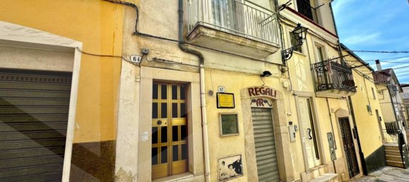 4-salle Appartement à San Giovanni Rotondo, Italy No. 20567 2