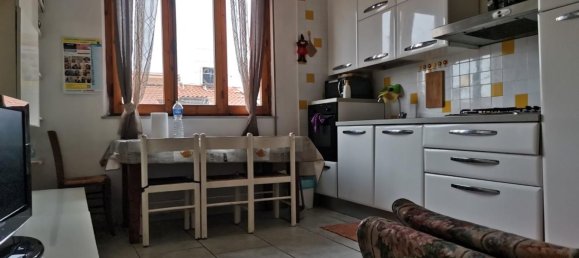 3 rooms Apartment in Poggibonsi, Italy No. 181231 3