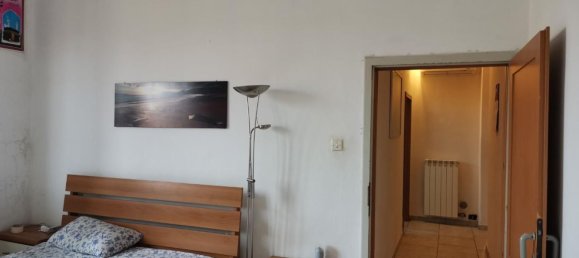 3 rooms Apartment in Poggibonsi, Italy No. 181231 8