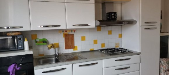3 rooms Apartment in Poggibonsi, Italy No. 181231 14