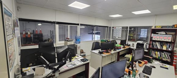 636m² Warehouse in San Fernando de Henares, Spain No. 152497 24