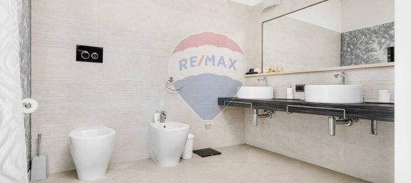 7 bedrooms Villa in Castellanza, Italy No. 361242 10