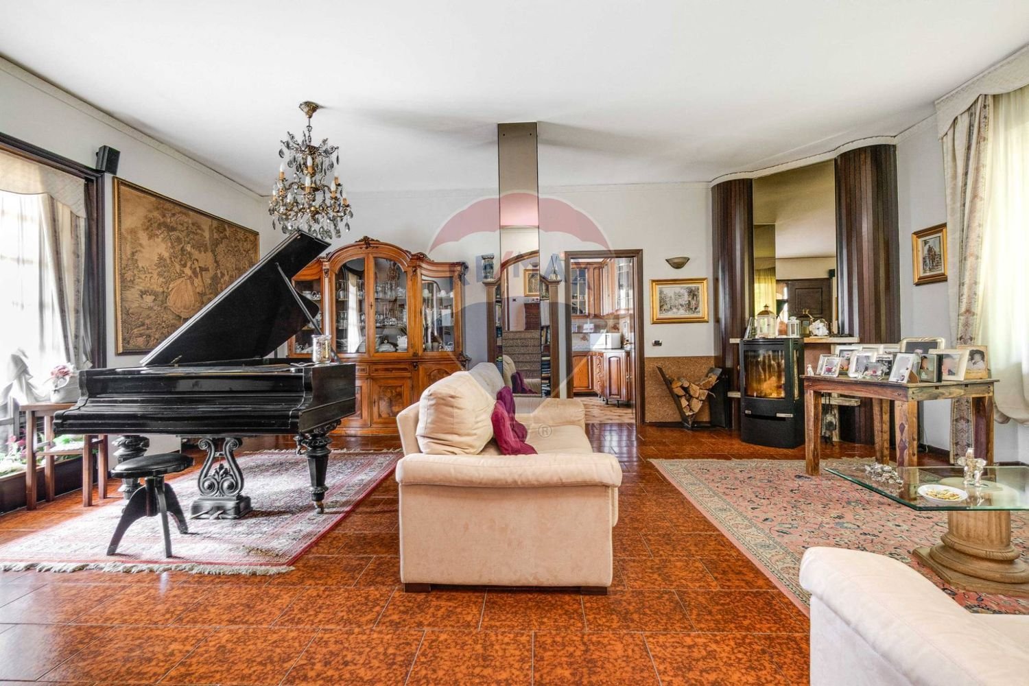 7 bedrooms Villa in Castellanza, Italy No. 361242