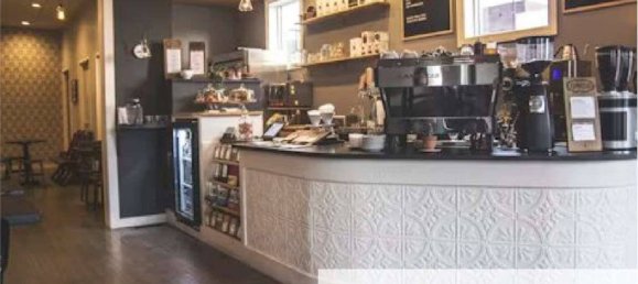 1 room Commercial property in Brescia, Italy No. 328418 2