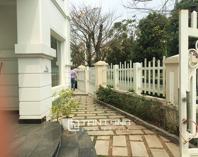 4 bedrooms Villa in Long Bien, Vietnam No. 3160