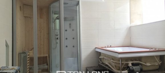 4 bedrooms Villa in Long Bien, Vietnam No. 3160 7