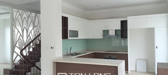 4 bedrooms Villa in Long Bien, Vietnam No. 3160 4