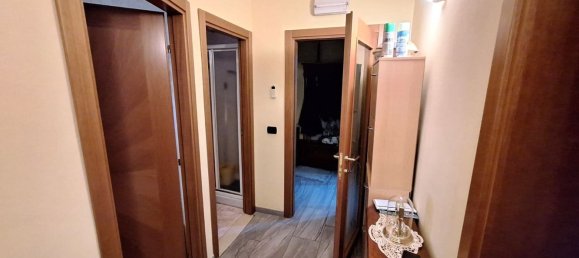 3 rooms Apartment in Carpi, Italy No. 20551 15