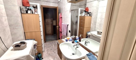 3 rooms Apartment in Carpi, Italy No. 20551 6