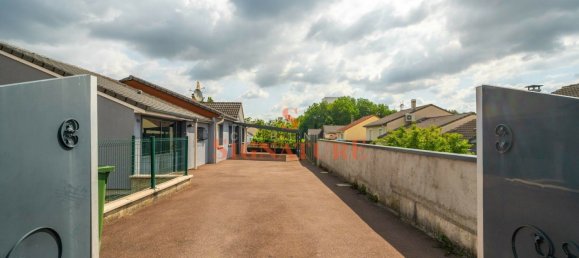 4 bedrooms House in Florange, France No. 300103 17