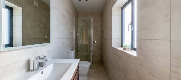 5 bedrooms Villa in Budens, Portugal No. 131845 32