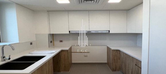 2 bedrooms Townhouse in Yas Island, UAE No. 35659 17