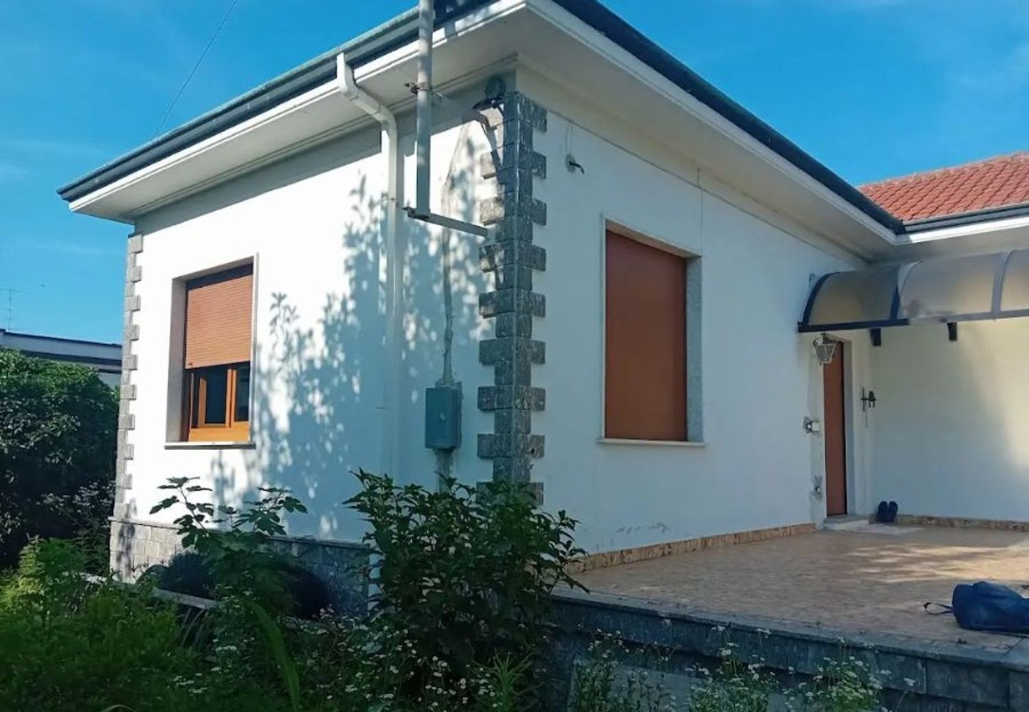 3غرفة منزل في Busto Arsizio, Italy رقم 8963