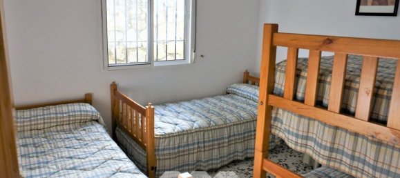 3 bedrooms House in Alcaucin, Spain No. 45171 17