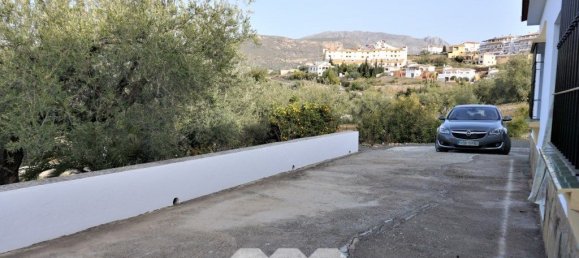 3 bedrooms House in Alcaucin, Spain No. 45171 5