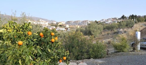 3 bedrooms House in Alcaucin, Spain No. 45171 6