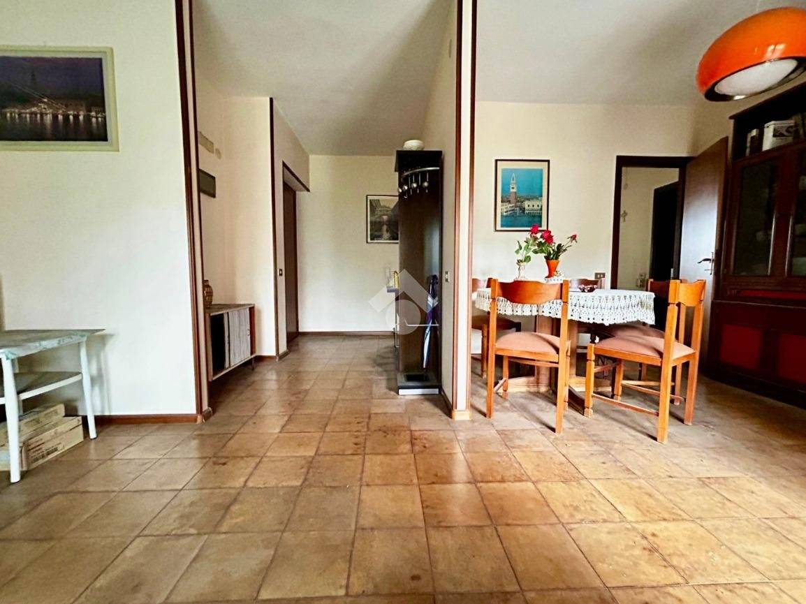 3 bedrooms Apartment in Monserrato, Italy No. 264993