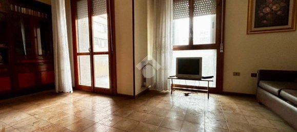 3 bedrooms Apartment in Monserrato, Italy No. 264993 3