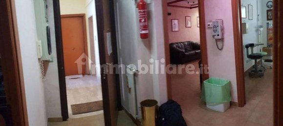 4 rooms Office in Rome, Italy No. 319535 11