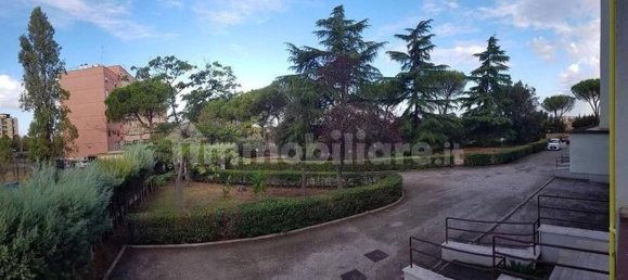 4 rooms Office in Rome, Italy No. 319535 5