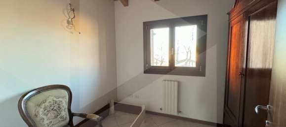 Квартира с 3 комнатами в Кастельнуово Рангоне, Италия № 28675 14