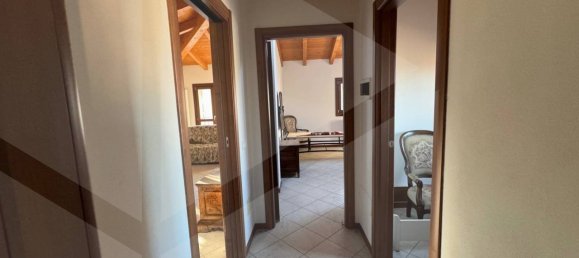 Квартира с 3 комнатами в Кастельнуово Рангоне, Италия № 28675 6