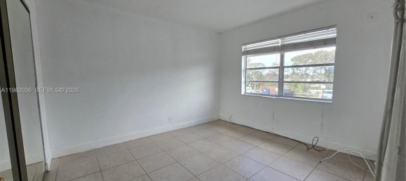 3 dormitorios propiedad comercial en venta en Miami, Miami-Dade, Florida, USA № 615781 10
