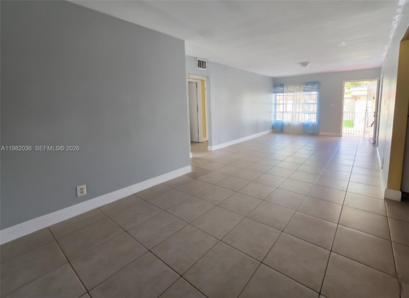 3 dormitorios propiedad comercial en venta en Miami, Miami-Dade, Florida, USA № 615781
