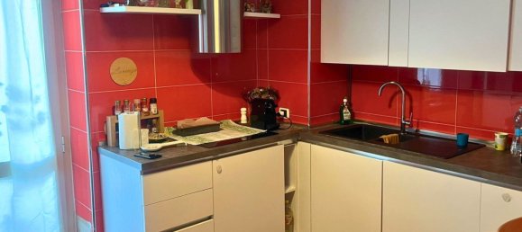 3-salle Appartement à Cologno Monzese, Italy No. 339075 4