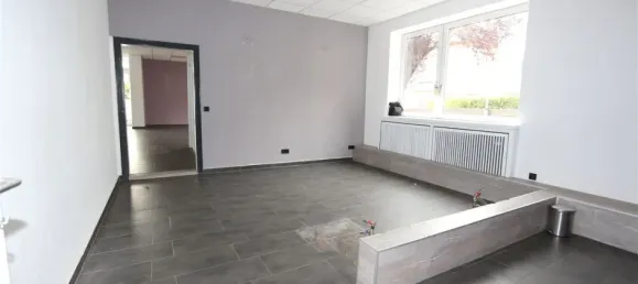 6 rooms Commercial property in Steinburg, Germany No. 14925 4