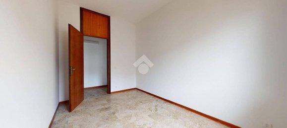 Квартира с 3 спальнями в Виченца, Италия № 267144 25