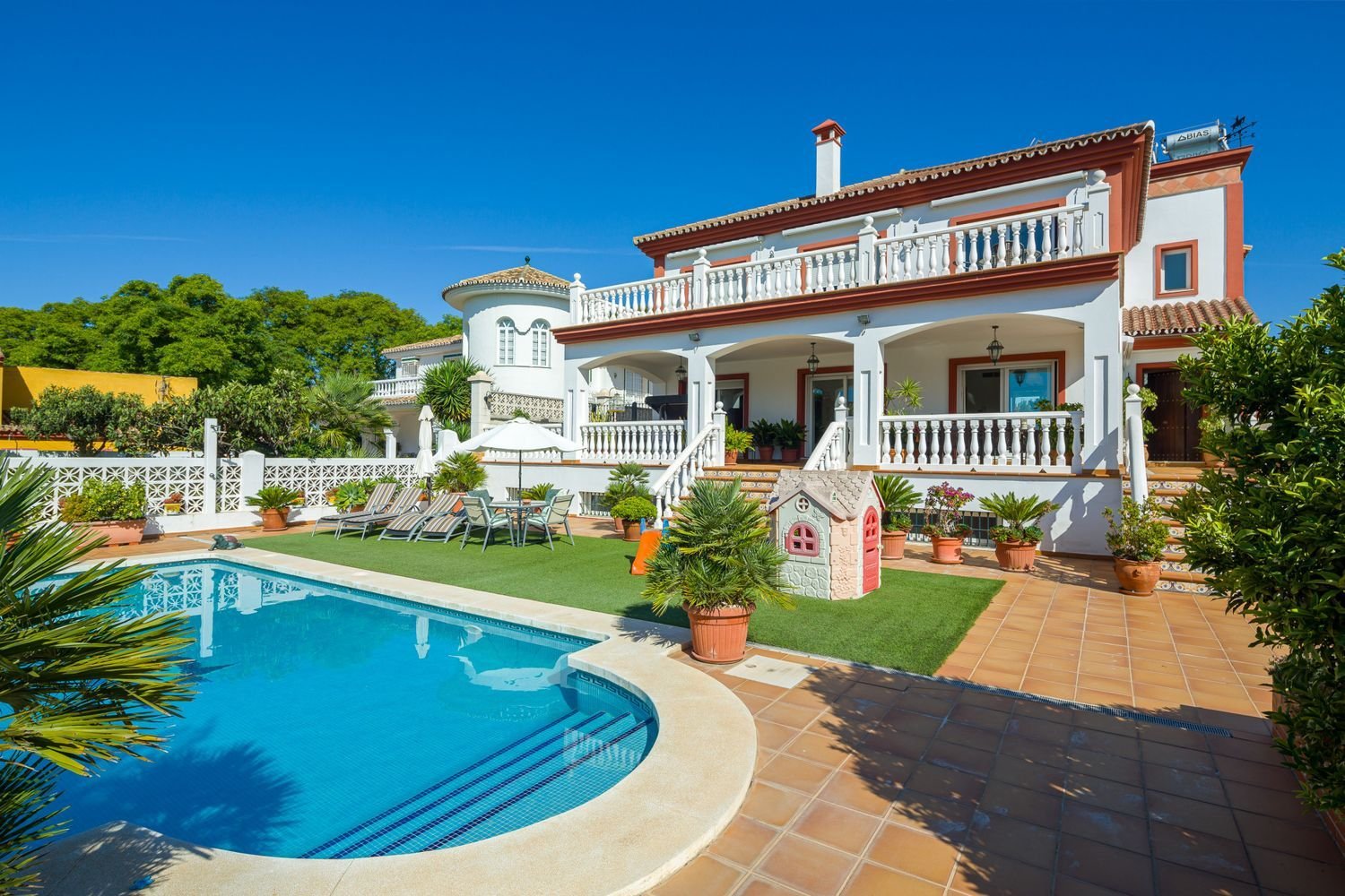 Casa de 6 dormitorios en Marbella, Spain No. 73766