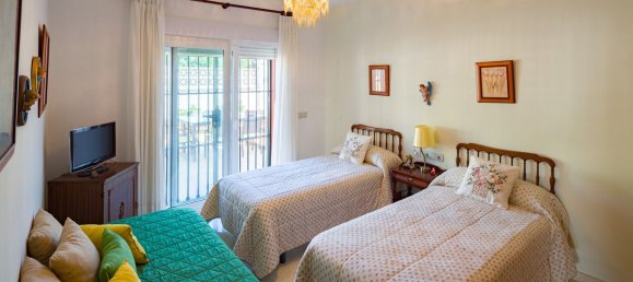 Casa de 6 dormitorios en Marbella, Spain No. 73766 9