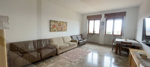 6غرفة شقة في Torremaggiore, Italy رقم 28084 2