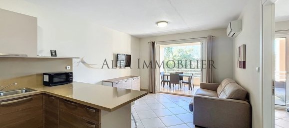 Apartamento de 1 dormitorio en Porto-Vecchio, France No. 39983 2