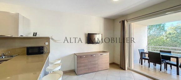 Apartamento de 1 dormitorio en Porto-Vecchio, France No. 39983 8