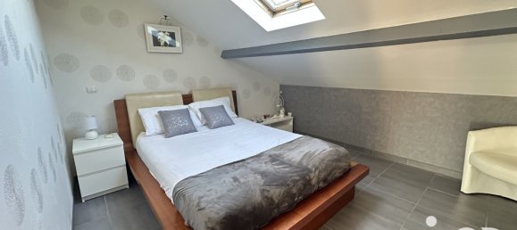 Casa de 8 habitaciónes en Servon, France No. 320138 19