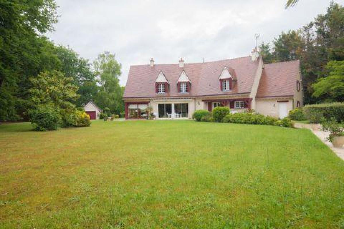 4 bedrooms House in Le Mans, France No. 27371