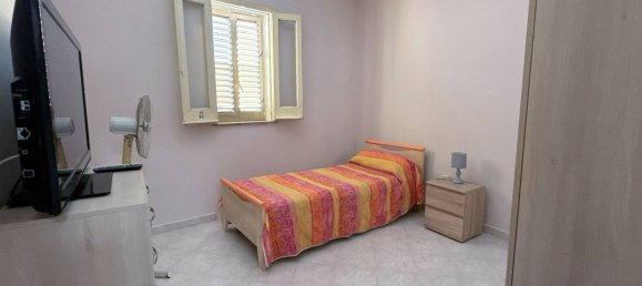 3 rooms Apartment in Syracuse, Italy No. 250343 6