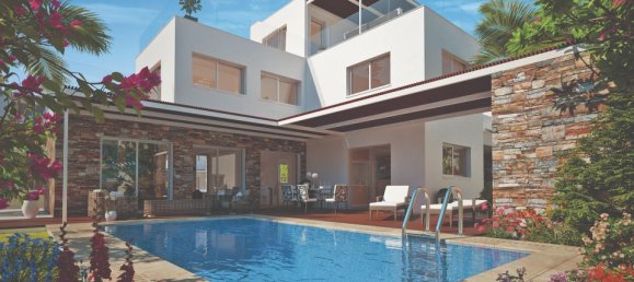 4 bedrooms Villa in Paphos, Cyprus No. 10357 2