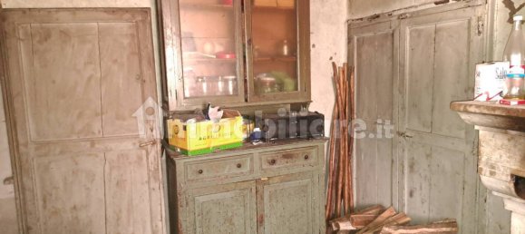 2 bedrooms House in Castelpetroso, Italy No. 168896 12