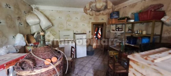 2 bedrooms House in Castelpetroso, Italy No. 168896 10